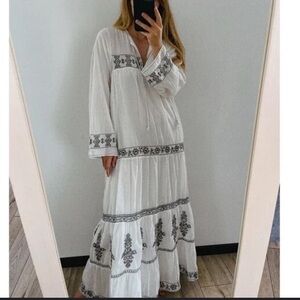 ZARA VOLUMINOUS EMBROIDERED DRESS NWT size small